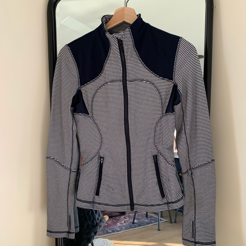 Lululemon Fitted Zip Up